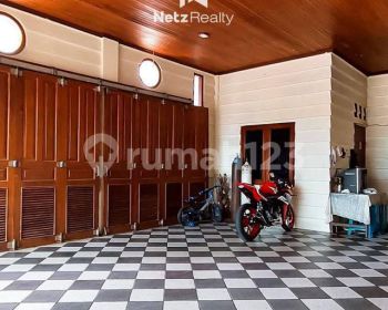 Dijual Rumah Nyaman di Cinere, Jawa Barat Taman Luas