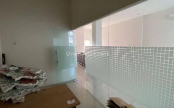 Ruko 2lantai Di Jl.tmn Pahlawan,Salatiga