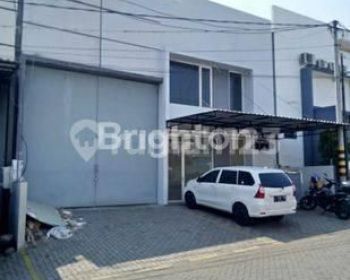 GUDANG SIAP PAKAI DEKAT PINTU TOL KARANGLO