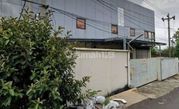 Pabrik Plastik + Alat Mesin Di Kawasan Industri TambakAji