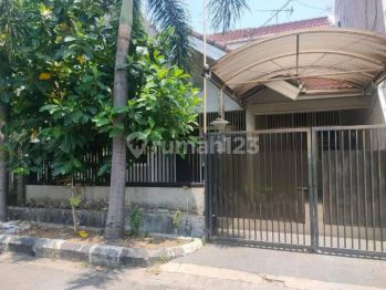 Disewakan Rumah Sutorejo Prima Mulyosari Surabaya, Dekat Pakuwon City, Dekat Its