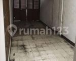 thumbnail-rumah-unfurnished-butuh-renovasi-di-surapati-12