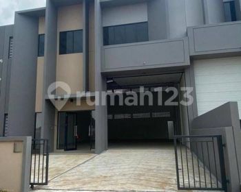 Gudang brandnew di kompleks pergudangan bisa dilalui kontainer 40 feet di Gudang