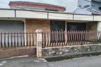 Dijual Rumah Strategis Siap Huni di Komplek DKI Joglo