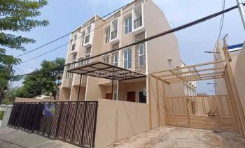 Rumah Baru Lokasi Strategis Bebas banjir Duri Kepa(DK213)