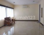 thumbnail-disewakan-rumah-cantik-full-furnish-2-lantai-pondok-indah-2