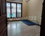 thumbnail-rumah-2-lantai-strategis-di-cempaka-putih-jakarta-pusat-r1764-2