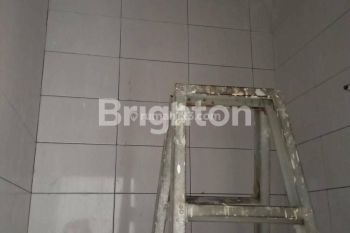 Ruko gandeng 2 Lantai di villa indah Regency Tangerang