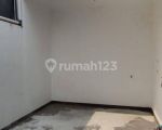 thumbnail-rumah-minimalis-2-lantai-di-sayap-turangga-buah-batu-9