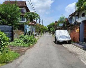 Tanah dalam lingkungan perumahan dekat Sanur