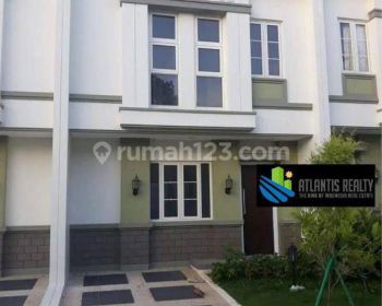 Dijual Rumah di The savia bsd city 2 Lantai