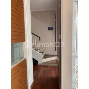 Di Sewakan Rumah Cluster Discovery Resident Bintaro Sektor 9