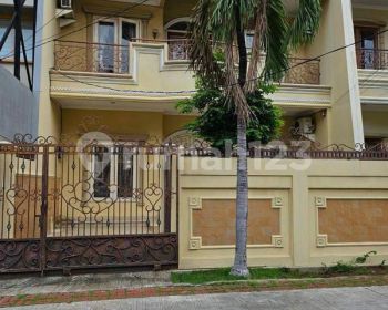 Disewakan Rumah Bagus Green Garden Jakarta Barat Paling Murah