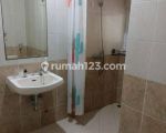 thumbnail-disewakan-rumah-kota-wisata-furnished-2-lantai-1