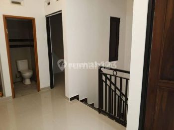 Rumah Murah 2 Lantai Jagakarsa 3 Kamat Tidur