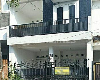 Rumah Siap Huni Dekat Al Azhar Rawamangun