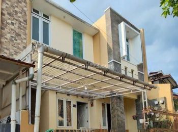 Disewakan Rumah Bagus Dalam Komplek Area Cihanjuang