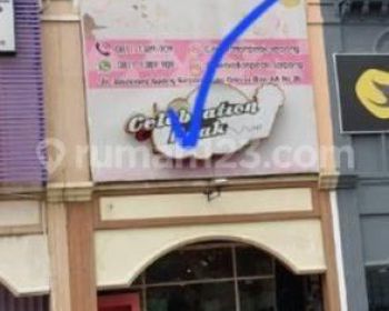Ruko 3 lantai di pinggir jalan boulevard