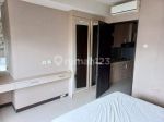 thumbnail-sewa-apartemen-cosmo-mansion-1-bedroom-lantai-tengah-1